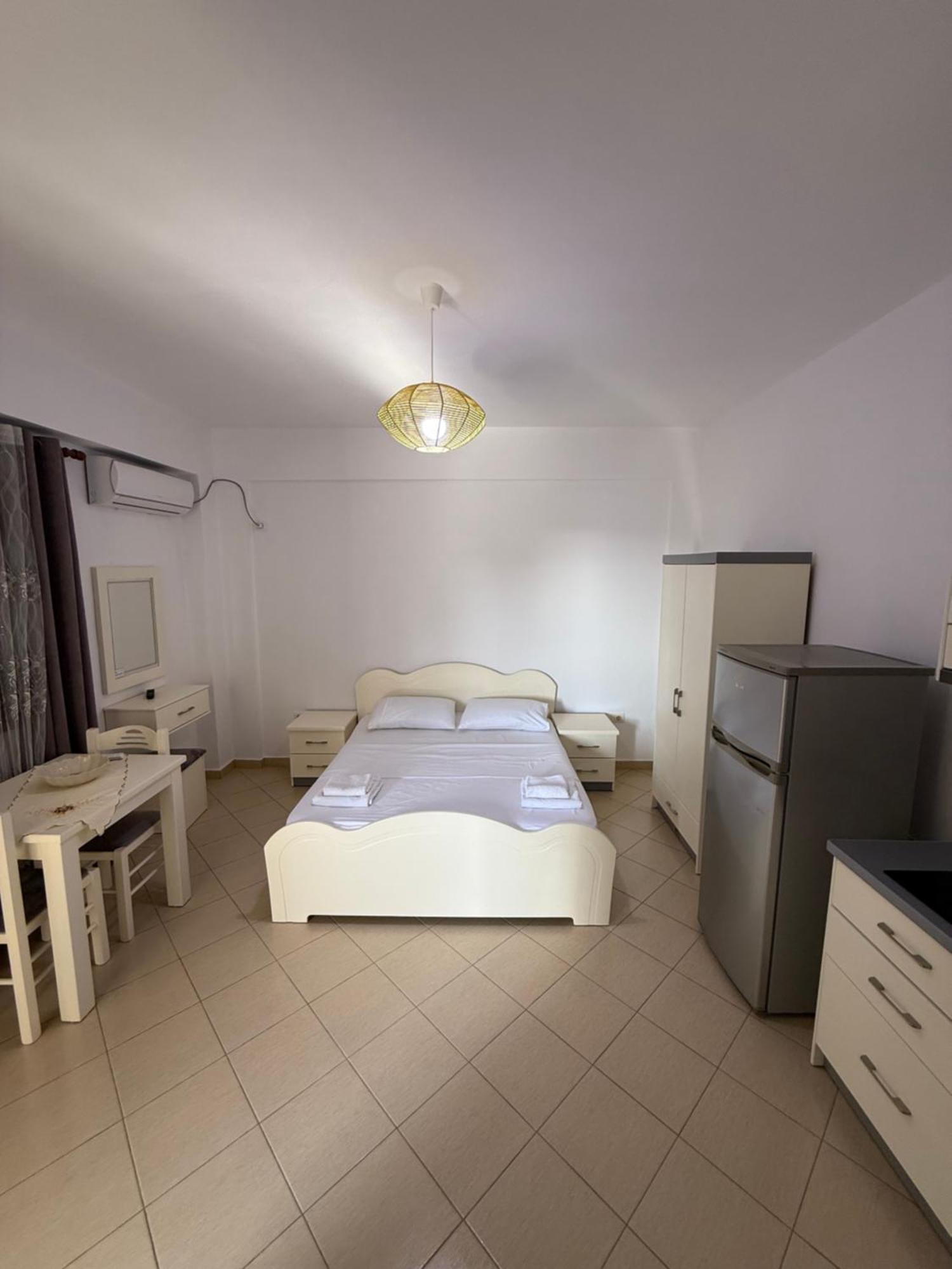 Amar Apartments Sarande Exterior photo