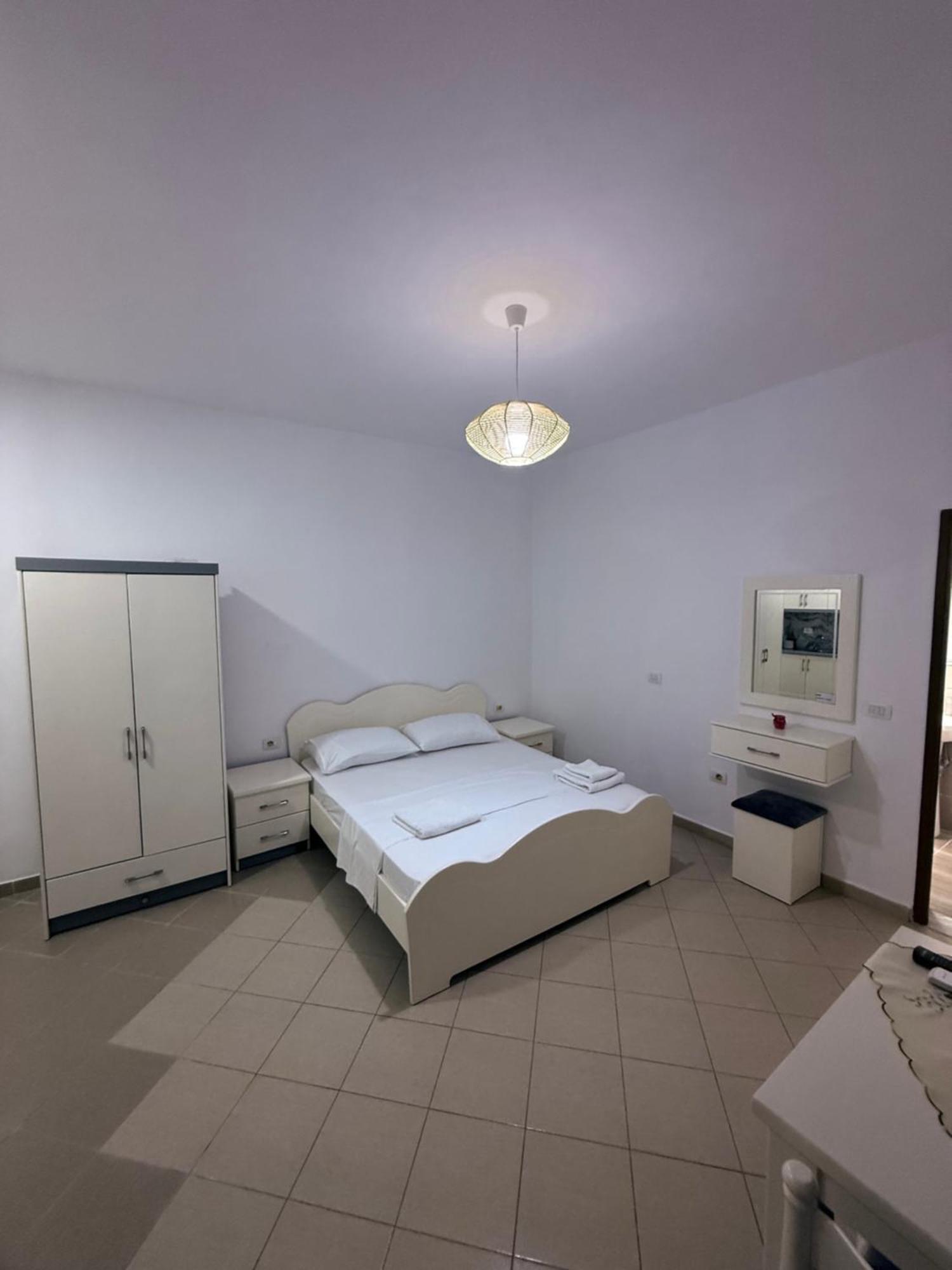 Amar Apartments Sarande Exterior photo